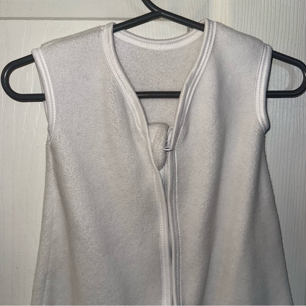White Sleeveless Baby Sleep Sack - Picture 3 of 4